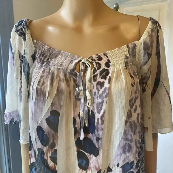 Mushka by Sienna Rose White Sheer Mesh Floral Print Women’s L Blouse EUC Fairly - Picture 5 of 8